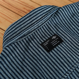 Men's striped casual shirt